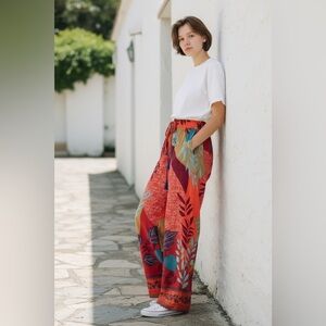 Easel LA NWT Palazzo Wide-Leg Pant.Vibrant designed Floral Colors,Stretch Waist.
